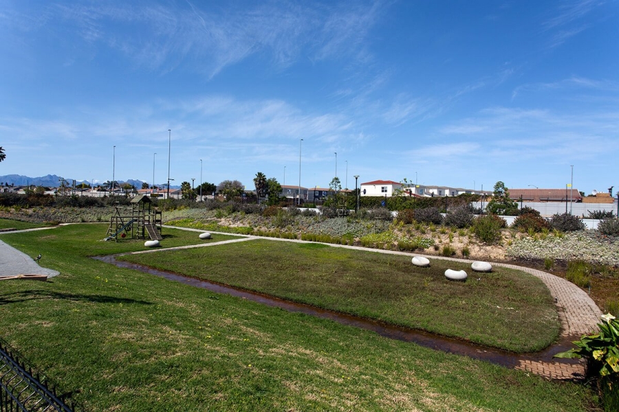 To Let 3 Bedroom Property for Rent in Zonnendal Western Cape